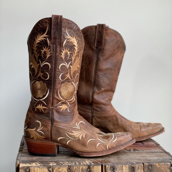 Shyanne Boots Floral Embroidery - Picture 2 of 9